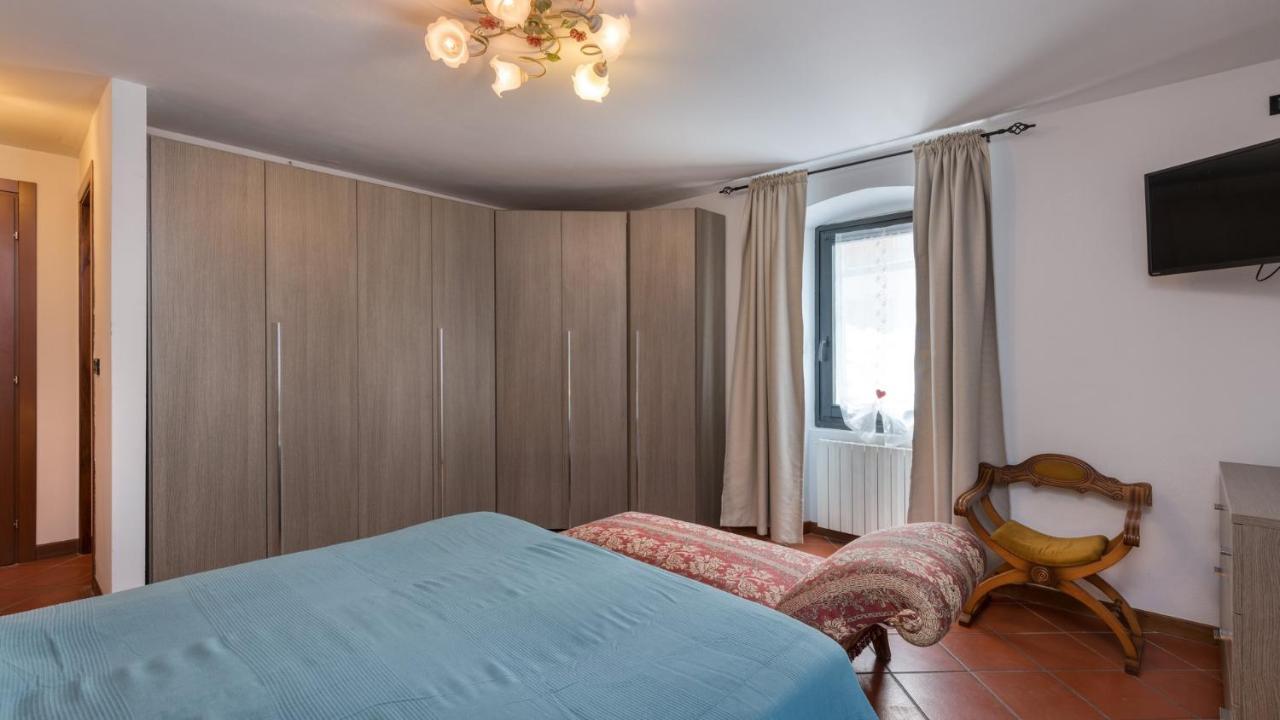 B&B Lawanda Idro 外观 照片